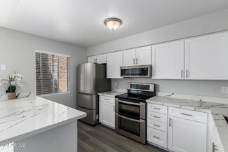 2155 W Farmdale Ave Unit 3, Mesa, AZ 85202