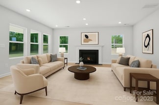 908 Westminster Dr, Statesville, NC 28677