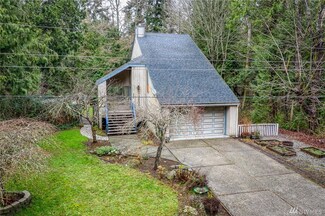 2254 Cedar Point Ave, Point Roberts, WA 98281
