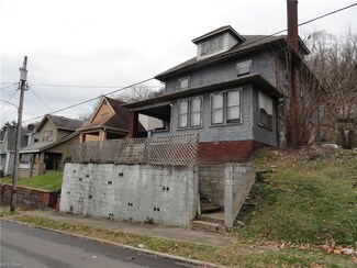 3423 Elm St, Weirton, WV 26062