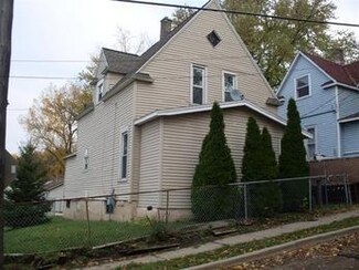 639 Curve St SW, Grand Rapids, MI 49503