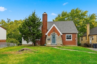 4998 Mt Alverno Rd, Delhi Township, OH 45238