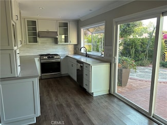 2214 Vista Hogar, Newport Beach, CA 92660