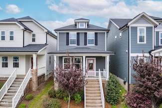 221 Douglas Falls Dr, Wendell, NC 27591