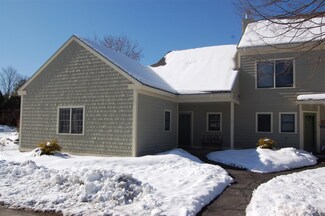 388 Western Ave Unit D4, Henniker, NH 03242