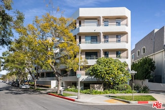450 N Maple Dr Unit 401, Beverly Hills, CA 90210