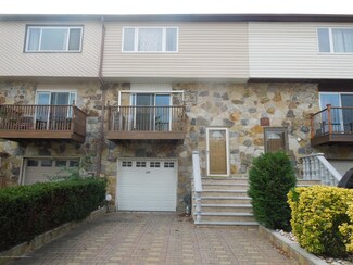 147 Cedar Grove Ct, Staten Island, NY 10306