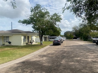 2600 Countiss Dr, Corpus Christi, TX 78410