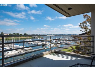 365 N Lotus Beach Dr, Portland, OR 97217