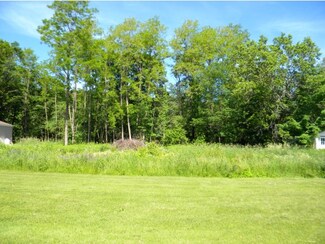 2 River St, Wallingford, VT 05773