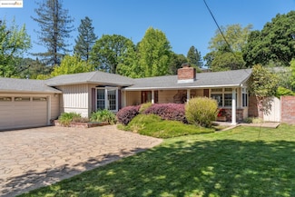 14 El Camino Moraga, Orinda, CA 94563