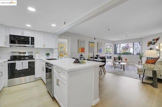 545 Pierce St Unit 1102, Albany, CA 94706