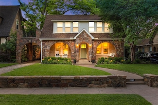 1143 N Winnetka Ave, Dallas, TX 75208