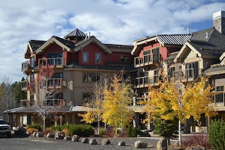 616 N 3rd St Unit 215, McCall, ID 83638