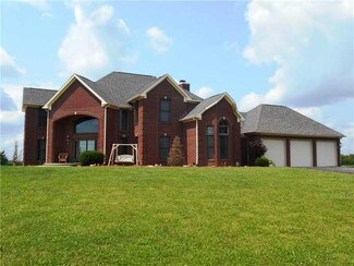 1678 E Freeport Rd, Morristown, IN 46161