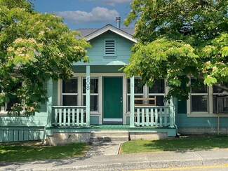 608 1st St, Scotia, CA 95565