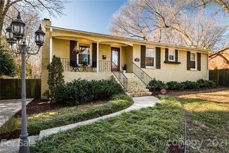 1530 Kentland Ln, Charlotte, NC 28210