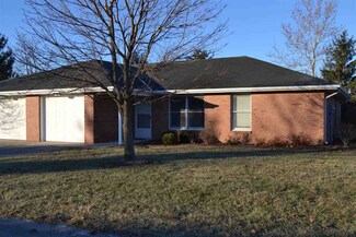 504 N Cottage Ln, Mulberry, IN 46058