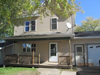 108 Allen St, Athens, WI 54411