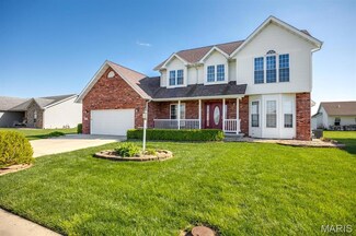 144 Westmoreland Dr, Bethalto, IL 62010