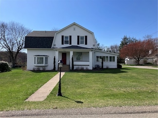 225 Country Club Rd, Butler, PA 16002