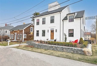 28 Castle St, East Greenwich, RI 02818