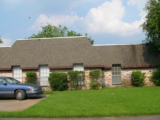 5416 Deep Forest Dr, Houston, TX 77092