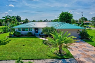 4638 Vinsetta Ave, North Fort Myers, FL 33903