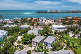 3959 Somerset Dr, Sarasota, FL 34242
