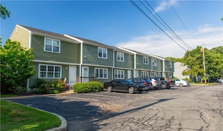 5804 Post Rd Unit 4, East Greenwich, RI 02818