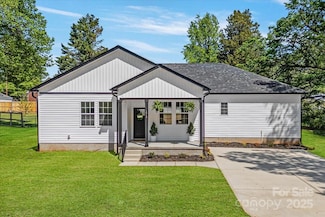 1613 Frederick Ave, Kannapolis, NC 28081