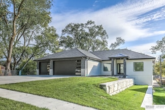 5841 S 48th Ave, Omaha, NE 68117