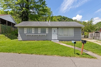 9 Delwood Ave, Wheeling, WV 26003