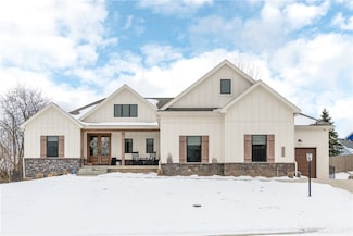 2621 Colonial Pkwy Unit 22, Beavercreek, OH 45434