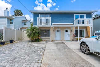 122 Pine St, Atlantic Beach, FL 32233