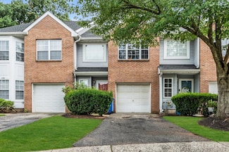 219 Hidden Woods Ct, Piscataway, NJ 08854