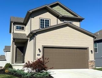 12512 S Parkwood Ln, Lake Lotawana, MO 64086