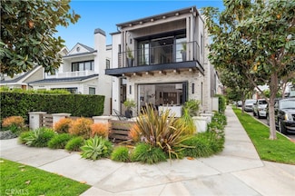 429 Marigold Ave, Corona Del Mar, CA 92625