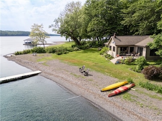 3271 Lanning Rd, Skaneateles, NY 13152