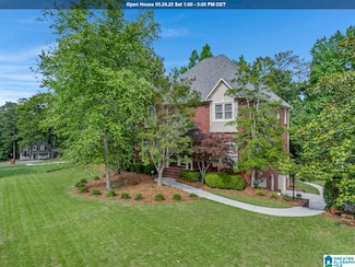 2900 Wedgewood Cir, Birmingham, AL 35242