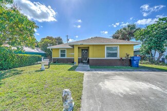 1555 W 17th St, Riviera Beach, FL 33404