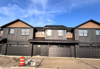 109 Golf View Dr, Eagle Point, OR 97524