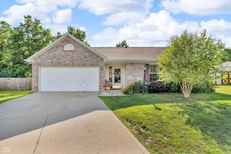 1058 Creekwood Ln, Franklin, IN 46131
