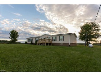 9243 Ridge Ave SW, East Sparta, OH 44626
