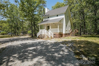 1062 Full Count Ln, Lancaster, SC 29720