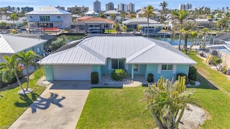 8 Bayview Blvd, Fort Myers Beach, FL 33931