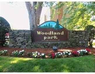 20 Woodland Dr Unit 325, Lowell, MA 01852