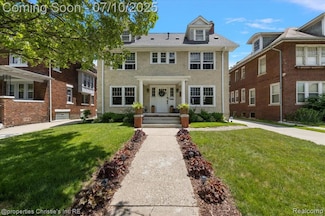 913 Chicago Blvd, Detroit, MI 48202