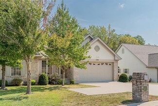 2412 Rabbit Trail Dr, Washington, MO 63090