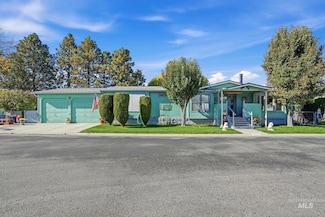 1253 N Samson Ln, Boise, ID 83704